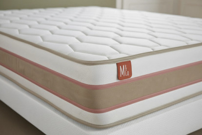 Matelas 140x200 cm Ressorts ensachés et Mémoire de forme - Le Délicat