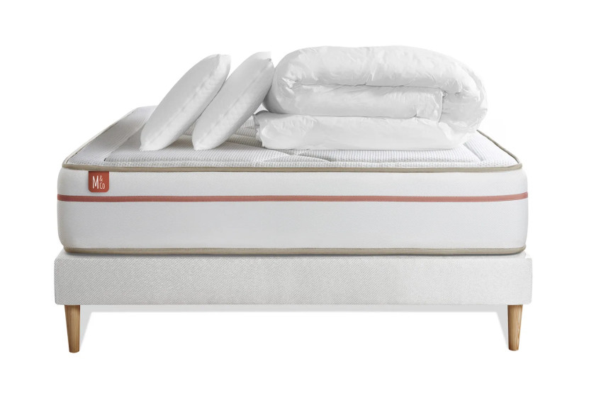 Pack lit complet 140x190 cm - Matelas + Sommier Blanc (en kit) + 2 oreillers + Couette - Le Paisible