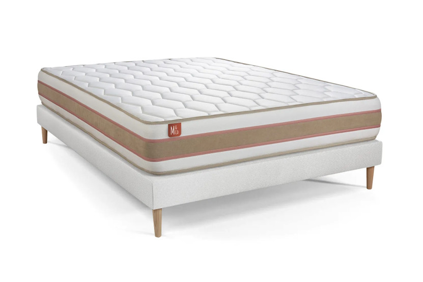 Pack lit complet 140x190 cm - Matelas + Sommier Blanc (en kit) + 2 oreillers + Couette - Le Délicat