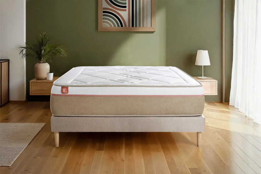 Pack lit complet 160x200 cm - Matelas + Sommier Beige + 2 oreillers + Couette - Le Soyeux