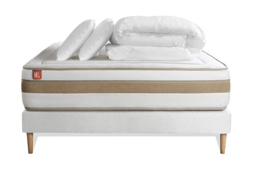 Pack lit complet 140x190 cm - Matelas + Sommier Blanc + 2 oreillers + Couette - Le Raffiné