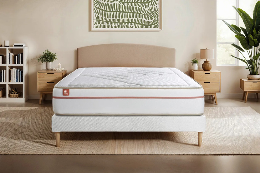 Pack lit complet 160x200 cm - Matelas + Sommier Blanc (en kit) + 2 oreillers + Couette - Le Paisible